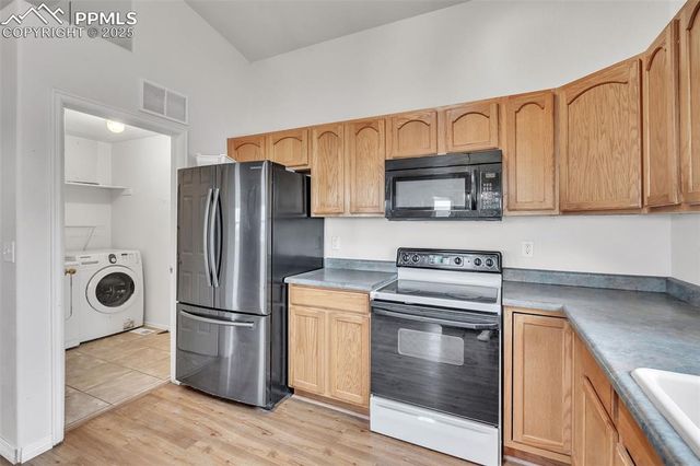 6105 Straight Arrow Point, Fountain, CO 80817