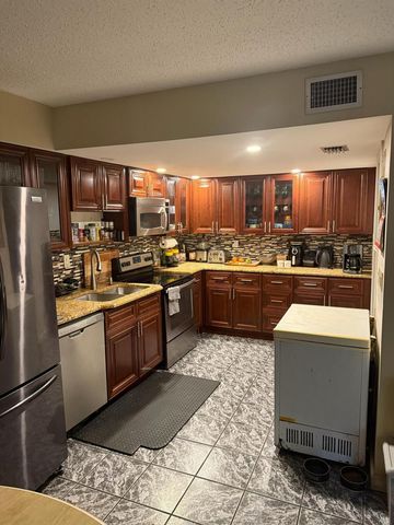 76 Ann Lee Lane, Tamarac, FL 33319