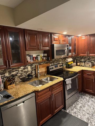 76 Ann Lee Lane, Tamarac, FL 33319