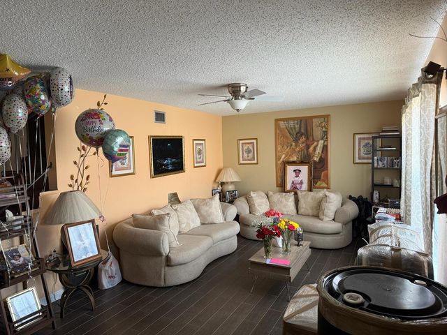 76 Ann Lee Lane, Tamarac, FL 33319