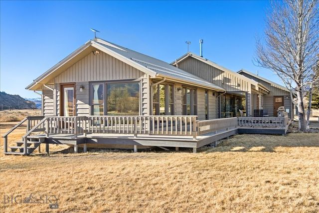 573 E River Rd, Emigrant, MT 59027