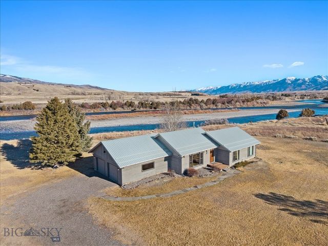 573 E River Rd, Emigrant, MT 59027