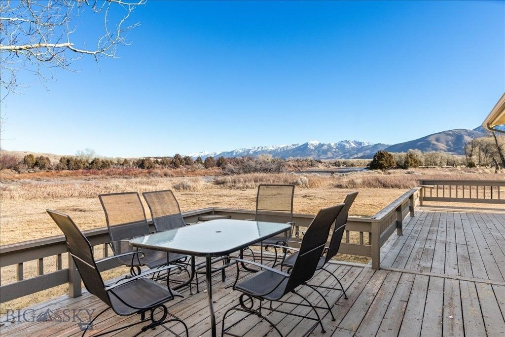 573 E River Rd, Emigrant, MT 59027 photo 26