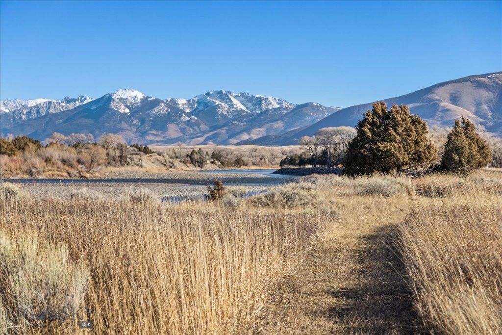 573 E River Rd, Emigrant, MT 59027 photo 29