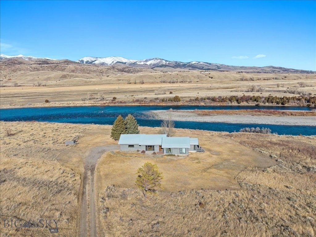 573 E River Rd, Emigrant, MT 59027 photo 42