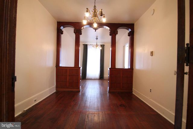 131 PEMBERTON ST, Philadelphia, PA 19147