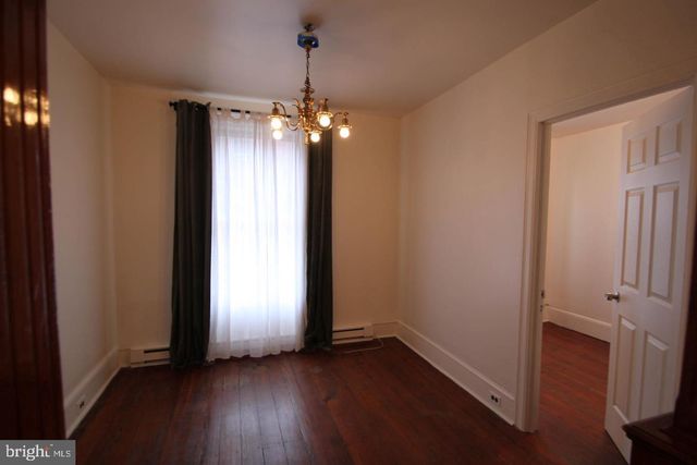 131 PEMBERTON ST, Philadelphia, PA 19147