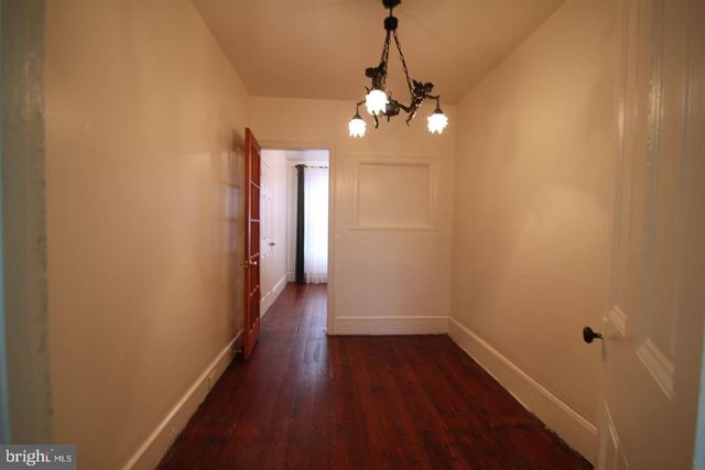 131 PEMBERTON ST, Philadelphia, PA 19147