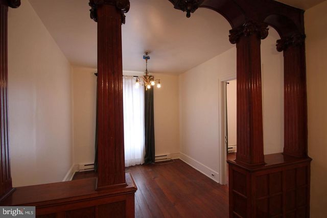 131 PEMBERTON ST, Philadelphia, PA 19147