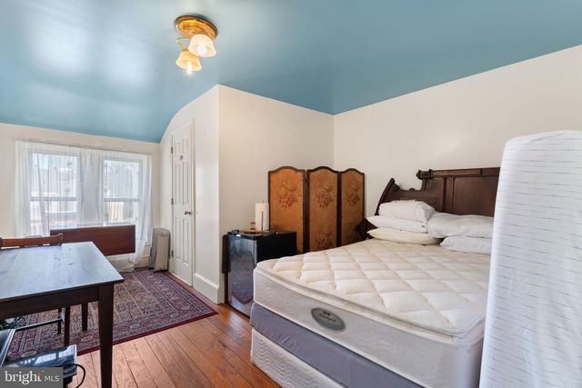 131 PEMBERTON ST, Philadelphia, PA 19147