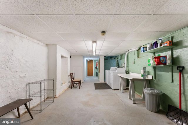 131 PEMBERTON ST, Philadelphia, PA 19147
