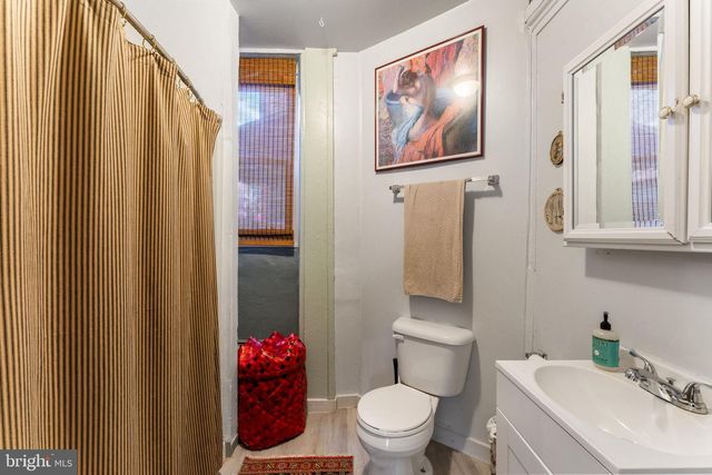 131 PEMBERTON ST, Philadelphia, PA 19147