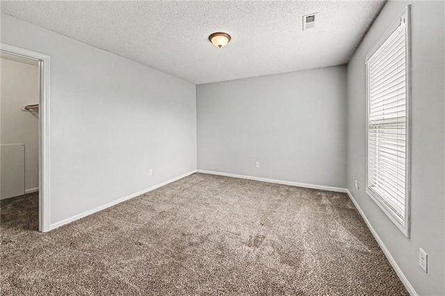 891 S Clearwater Creek Drive, Olathe, KS 66061
