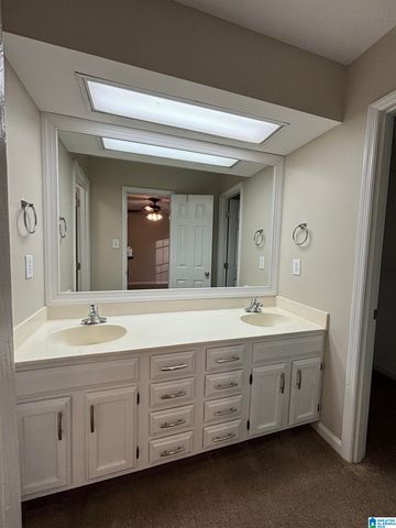 241 MEADOW CROFT CIRCLE, Birmingham, AL 35242