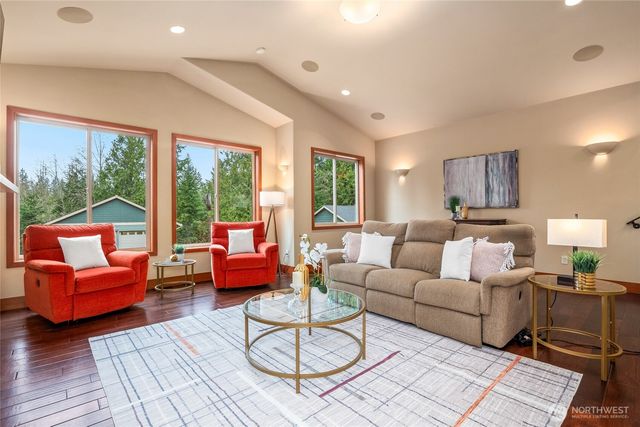 19915 SE Petrovitsky Road, Maple Valley, WA 98038