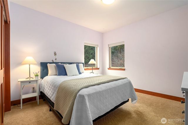 19915 SE Petrovitsky Road, Maple Valley, WA 98038