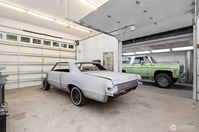 19915 SE Petrovitsky Road, Maple Valley, WA 98038