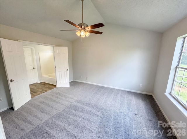 1633 Gordon Walters Drive, Charlotte, NC 28213