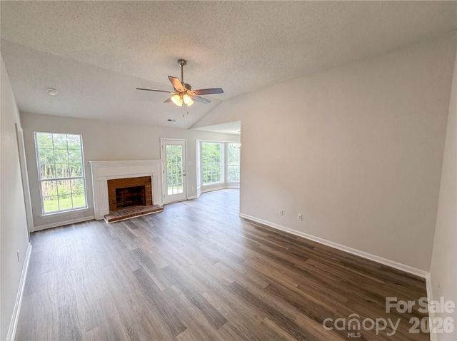 1633 Gordon Walters Drive, Charlotte, NC 28213