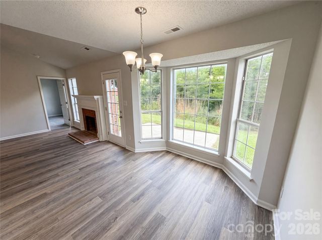 1633 Gordon Walters Drive, Charlotte, NC 28213