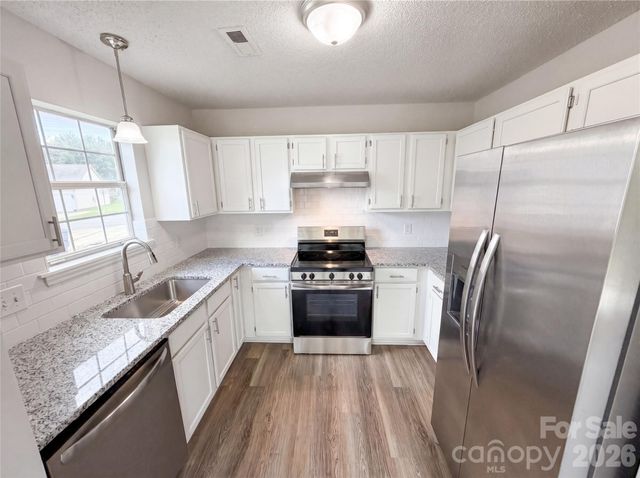 1633 Gordon Walters Drive, Charlotte, NC 28213
