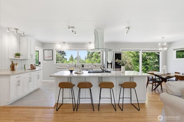 3712 S 164th Street, Seatac, WA 98188