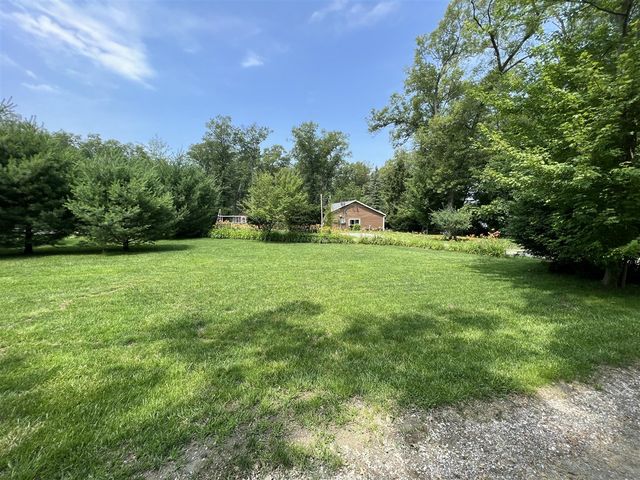 125 W Ashland Road, Twin Lake, MI 49457