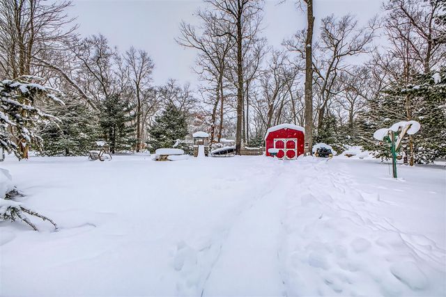 125 W Ashland Road, Twin Lake, MI 49457