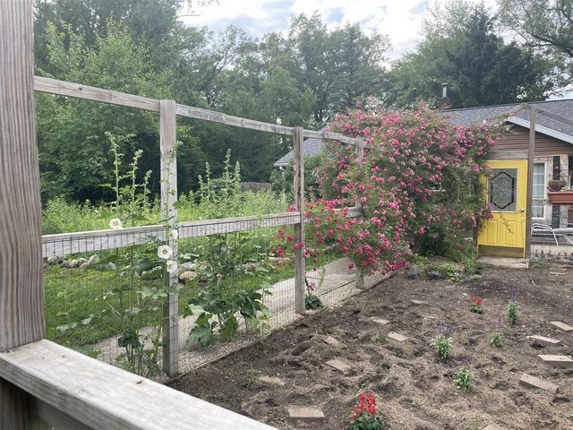 125 W Ashland Road, Twin Lake, MI 49457