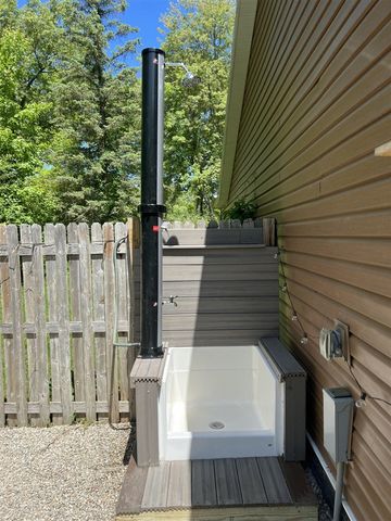 125 W Ashland Road, Twin Lake, MI 49457