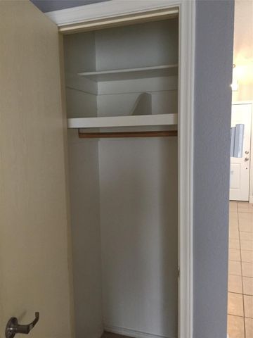 307 Quail Crossing Drive, Sanger, TX 76266