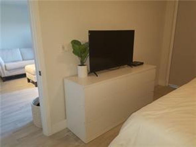 16385 Biscayne Boulevard 1018, North Miami Beach, FL 33160