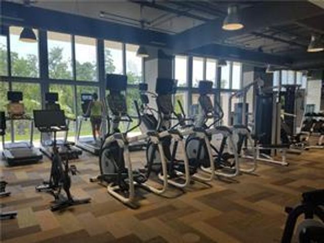 16385 Biscayne Boulevard 1018, North Miami Beach, FL 33160