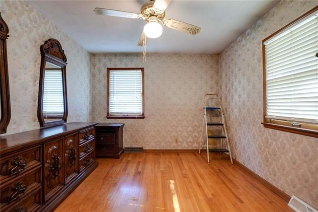 3515 S Park Avenue, Independence, MO 64052