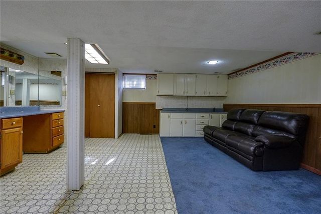 3515 S Park Avenue, Independence, MO 64052