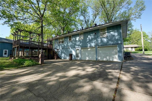 3515 S Park Avenue, Independence, MO 64052