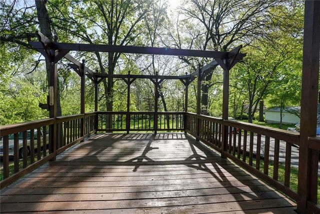 3515 S Park Avenue, Independence, MO 64052