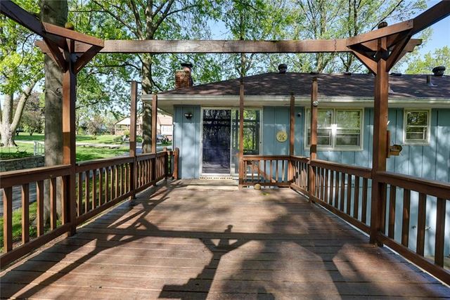 3515 S Park Avenue, Independence, MO 64052