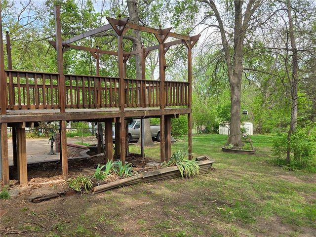 3515 S Park Avenue, Independence, MO 64052