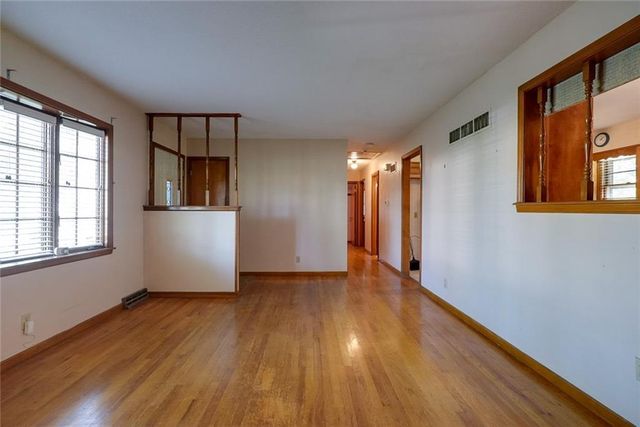 3515 S Park Avenue, Independence, MO 64052