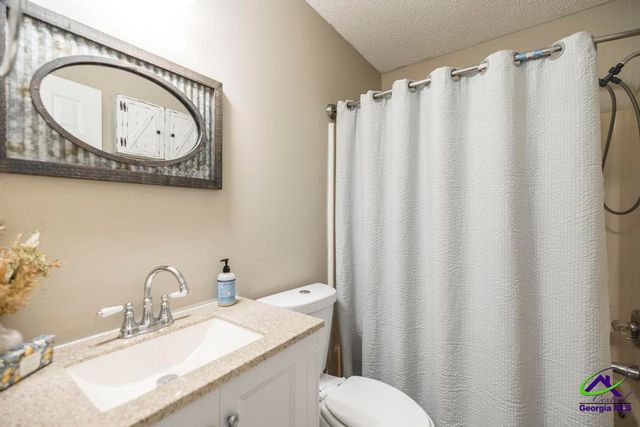 111 Ashford Park, Bonaire, GA 31005