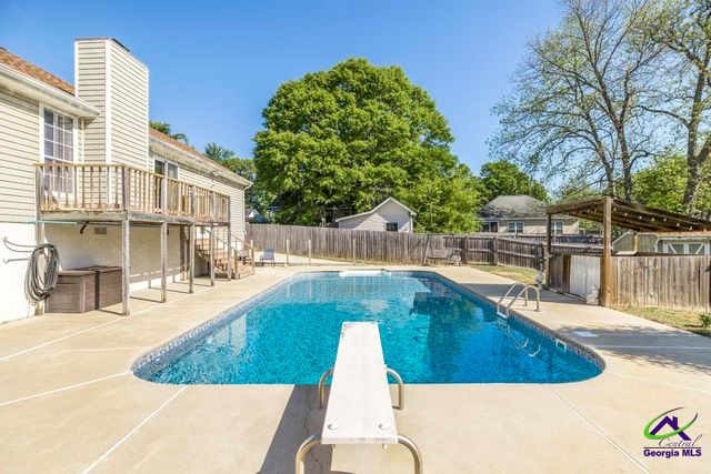 111 Ashford Park, Bonaire, GA 31005