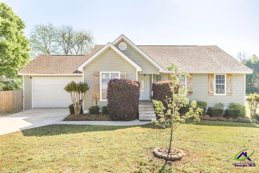111 Ashford Park, Bonaire, GA 31005