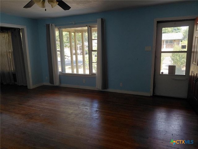 502 N Boundary Street, Burnet, TX 78611