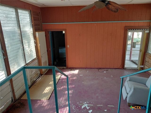 502 N Boundary Street, Burnet, TX 78611