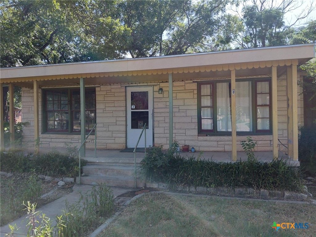 502 N Boundary Street, Burnet, TX 78611