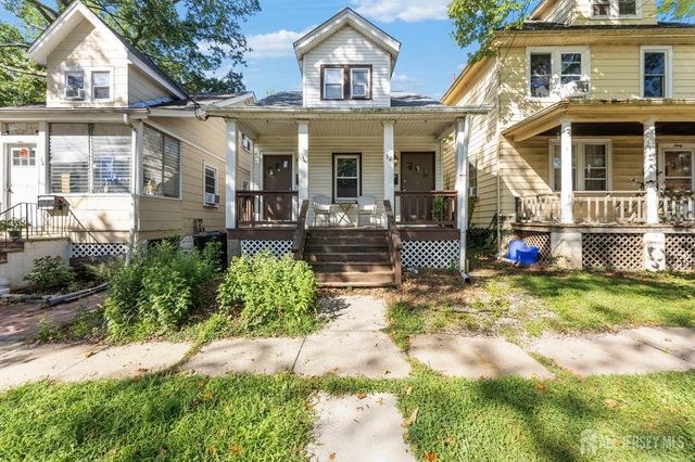 32 S 7th Avenue S, Highland Park, NJ 08904