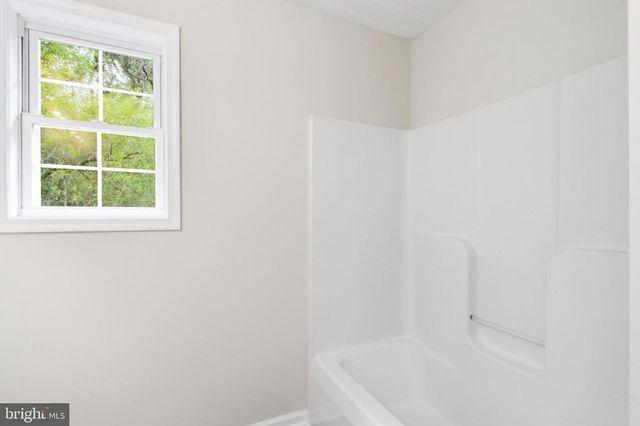 424 RIDGEFIELD AVE, Stephens City, VA 22655