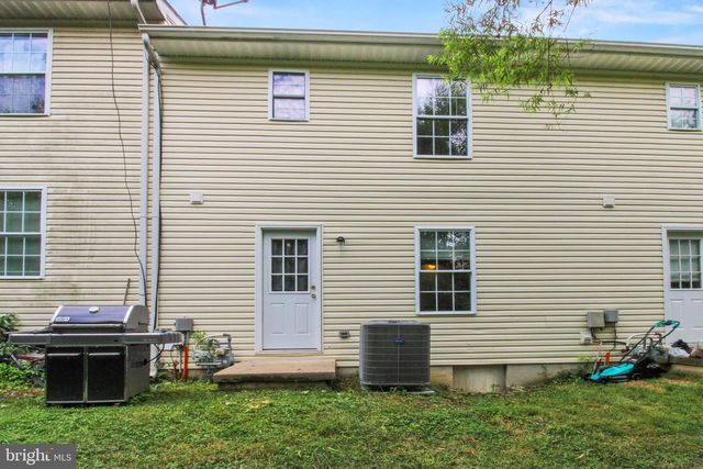 424 RIDGEFIELD AVE, Stephens City, VA 22655