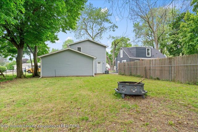 2832 Mildred Street, Lansing, MI 48906